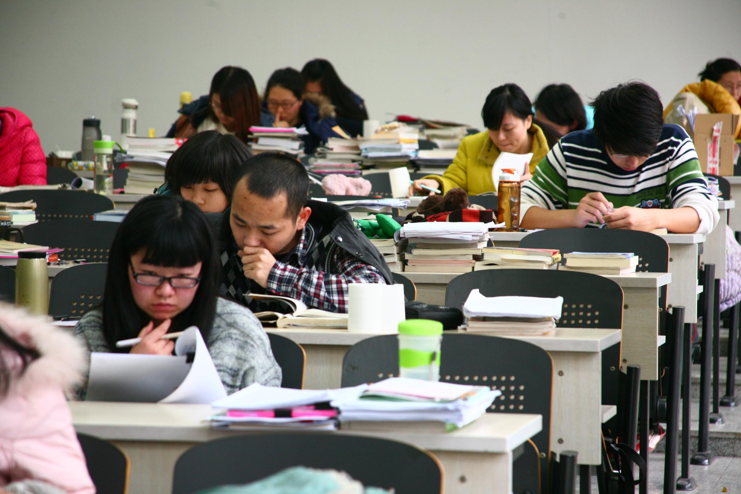 2019考研：應(yīng)屆生考研往這里看，考研暑期這些你都應(yīng)該知道